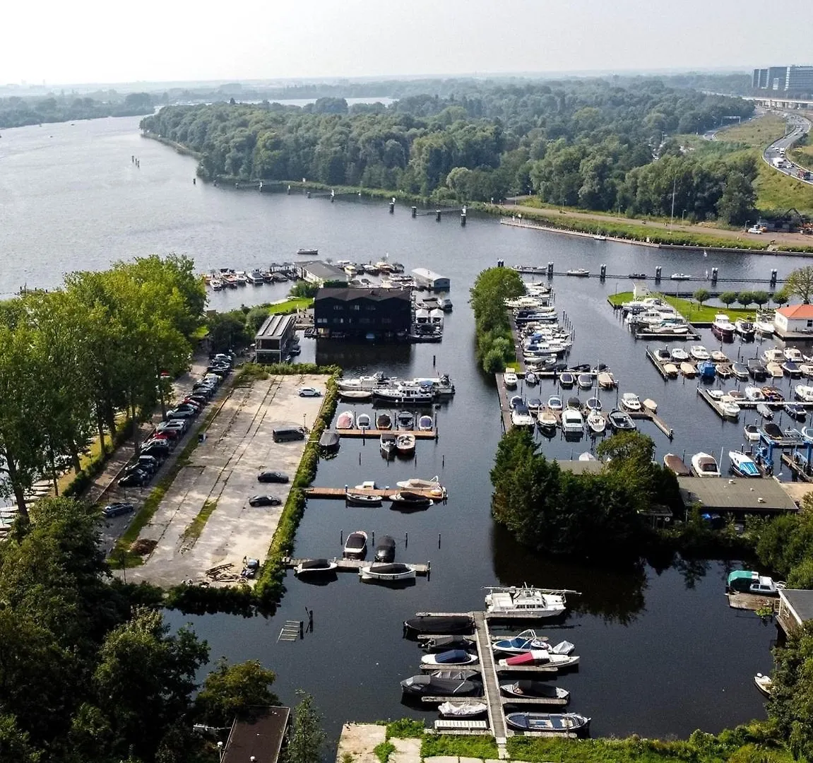 Bateau-hôtel Hotel Motorjacht Flint à Amsterdam Pays-Bas